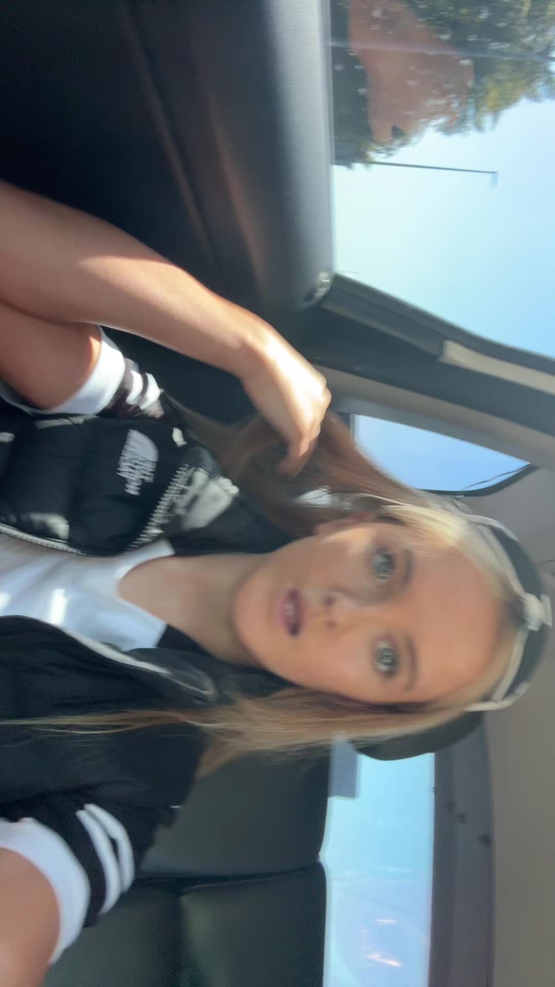 @x.emma.x
