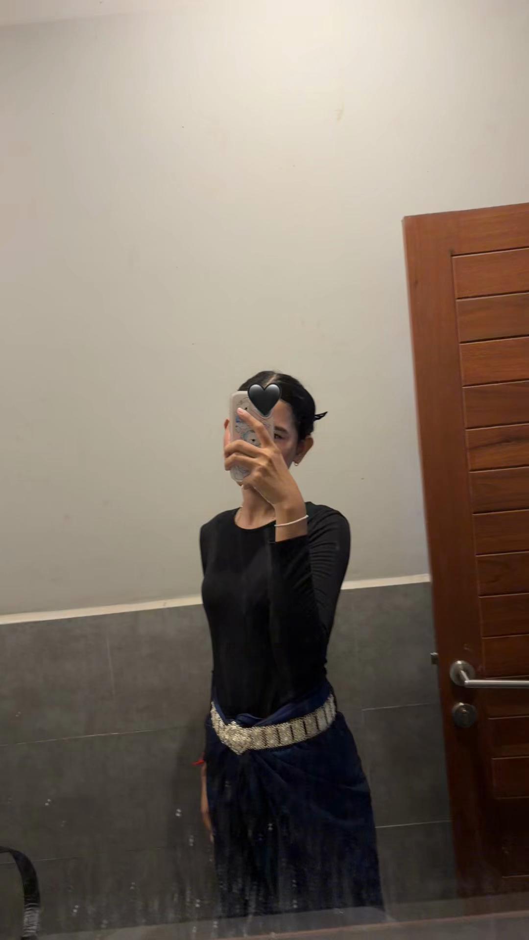 @Hak-ហាក់౨ৎ