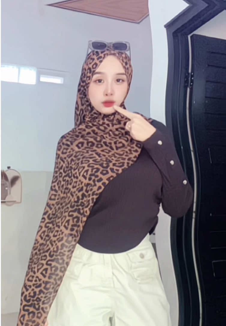 @SimplyMomyyy🧚♀️