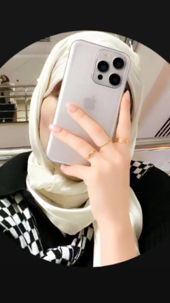@نورا إسماعيل