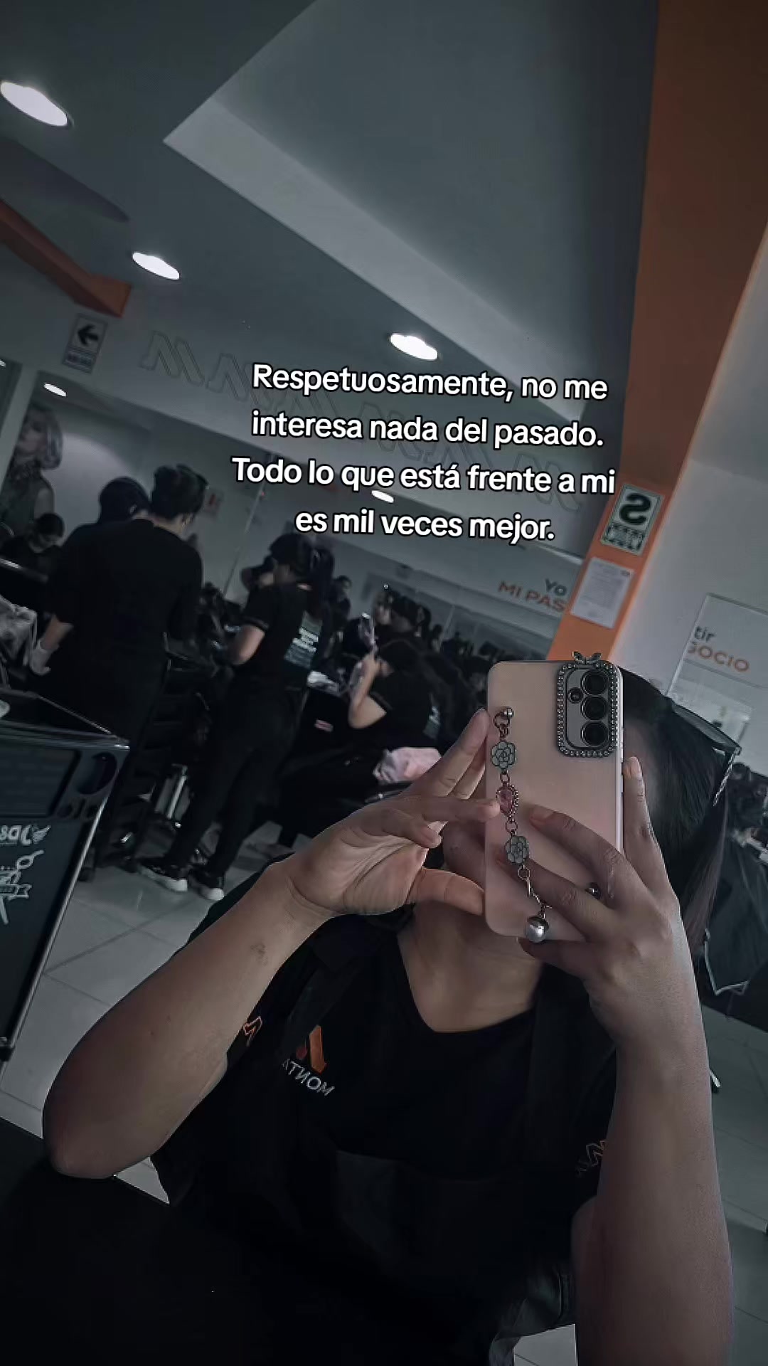 @Lucy•🥀♡🦋•Te sigue