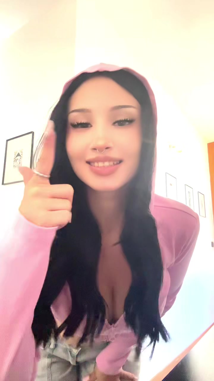 @⃟