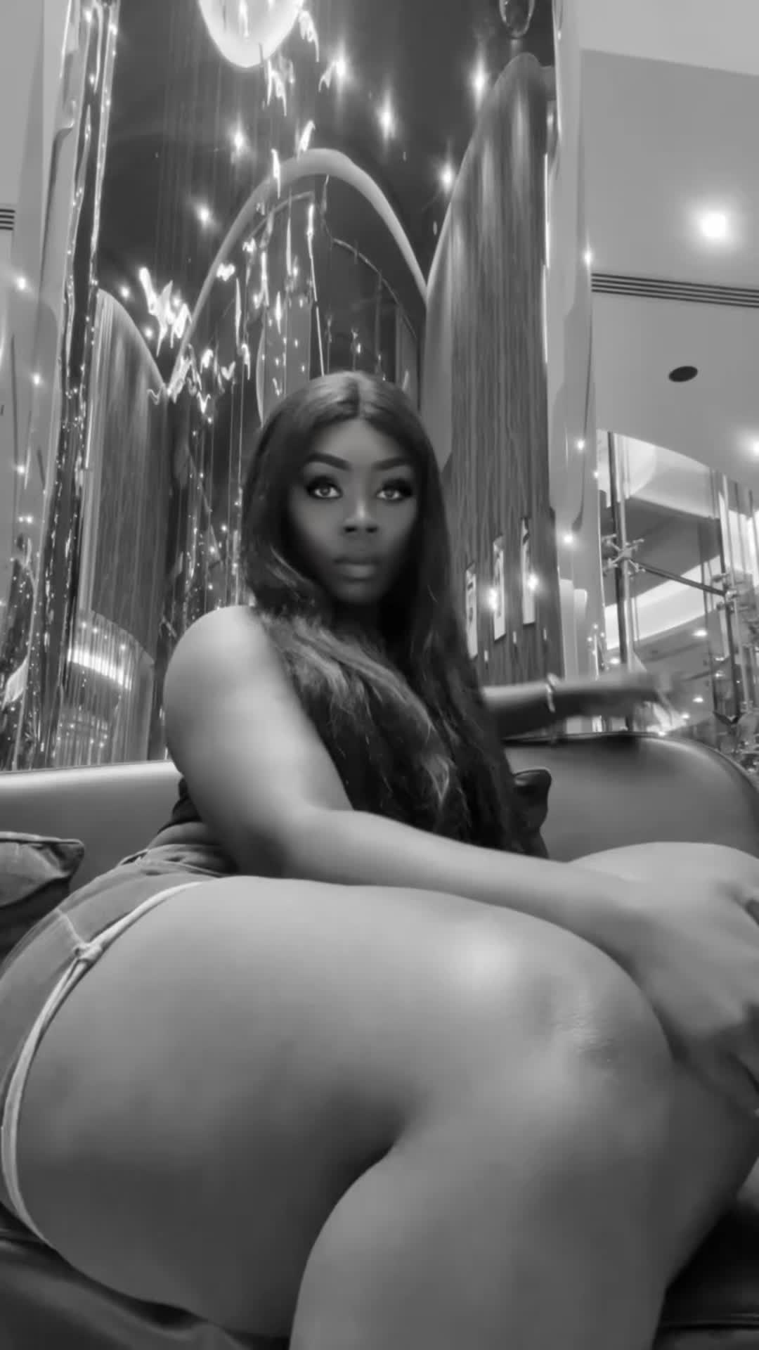 @Rocklyn Osei Esther🦋🦋🦋