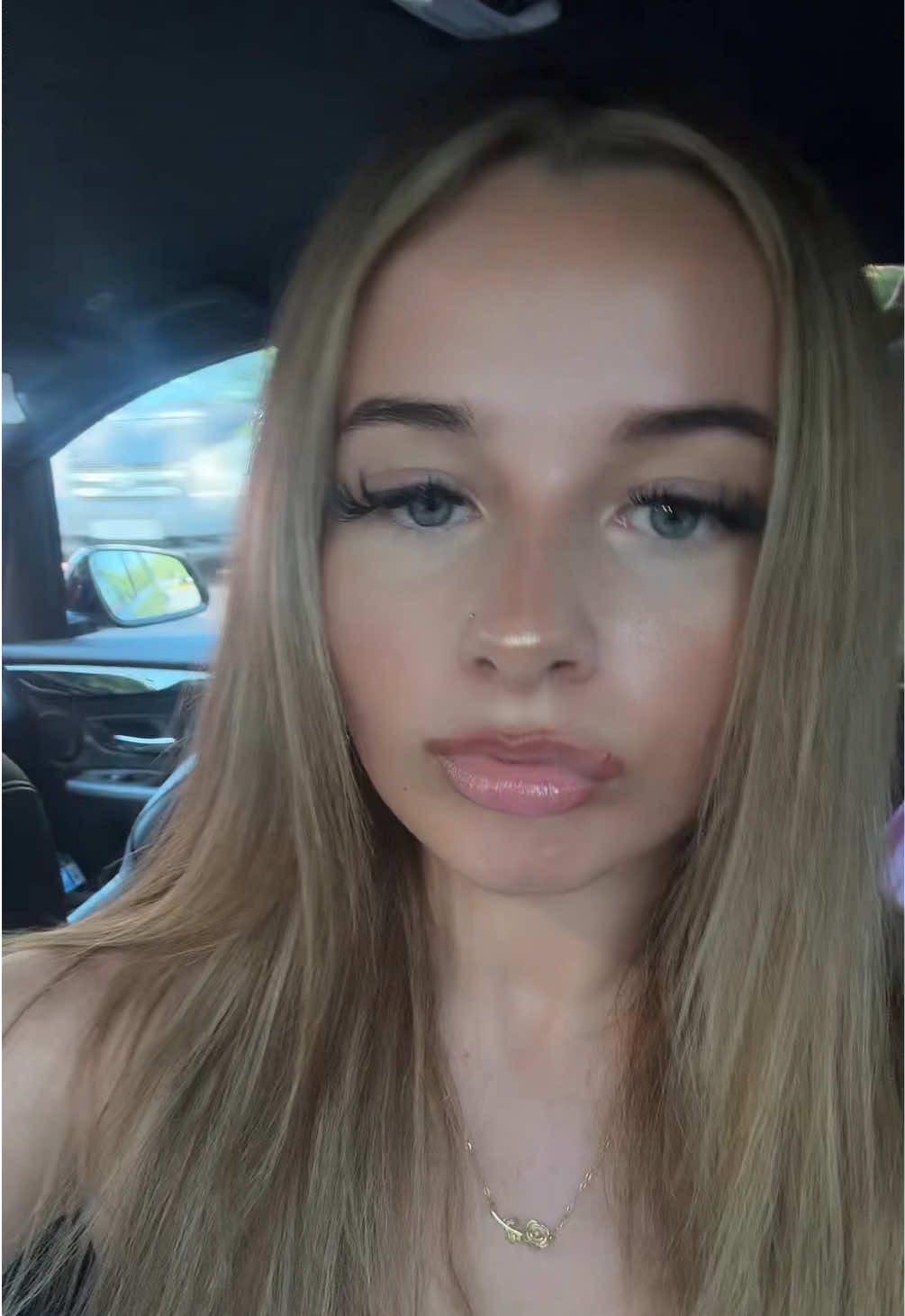@isabelletiana