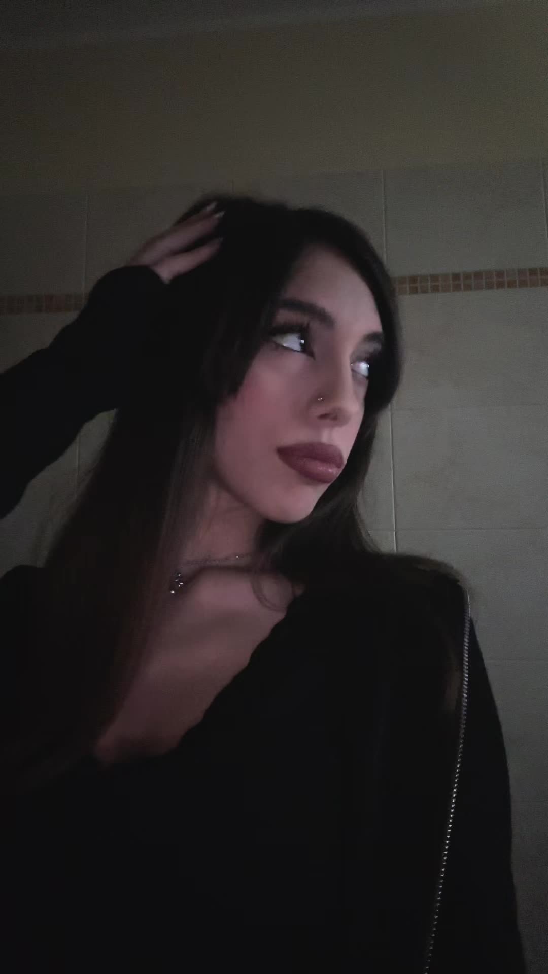 @v&igrave;