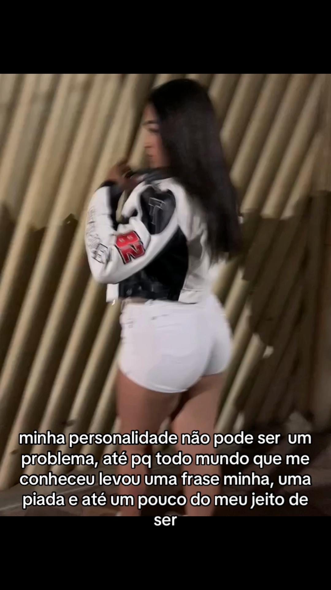 @Julya Souza