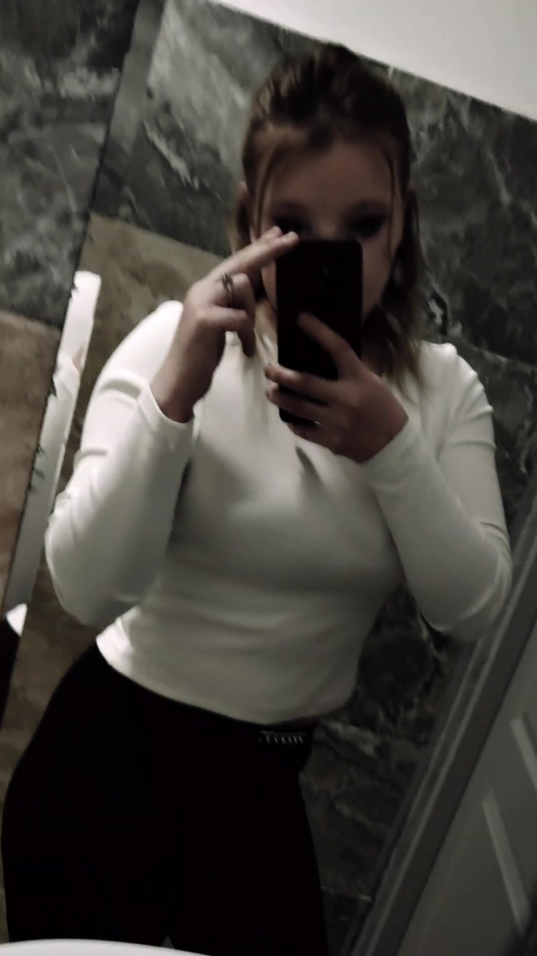 @Iustinadamian.2