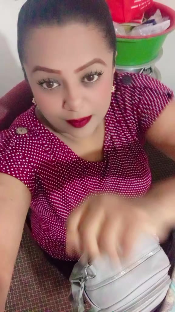 @Single_Lāđÿ🥀