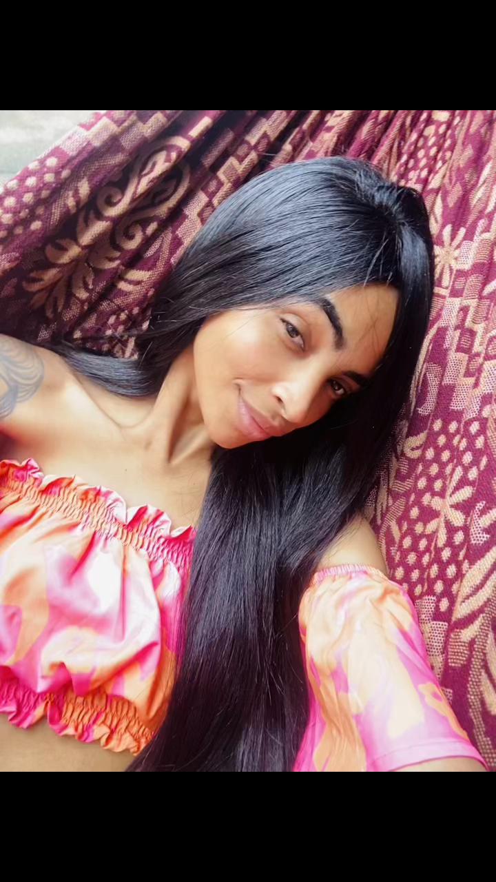 @Vit&oacute;ria 🖤