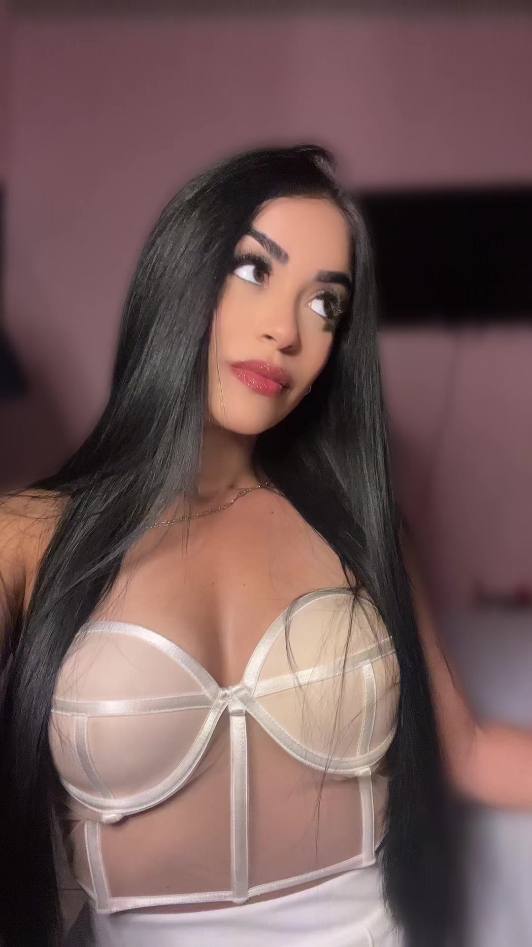 @Valeria