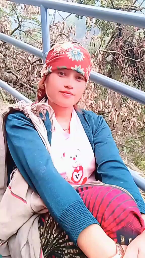 @आसिका <💙>