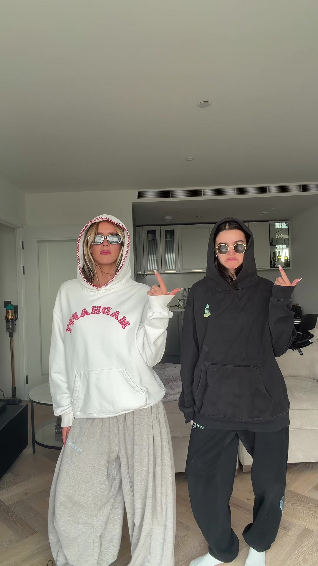 @brookeandjess