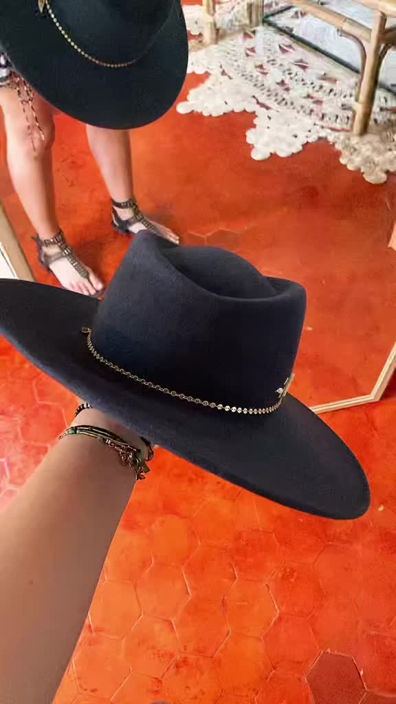 @Rubambelle • Chapelière 🎩✨