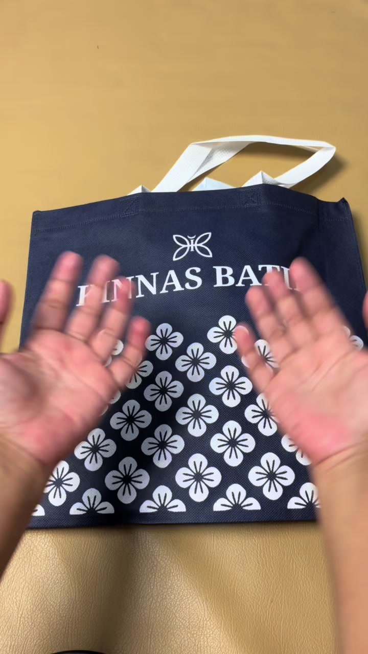 @Nayza