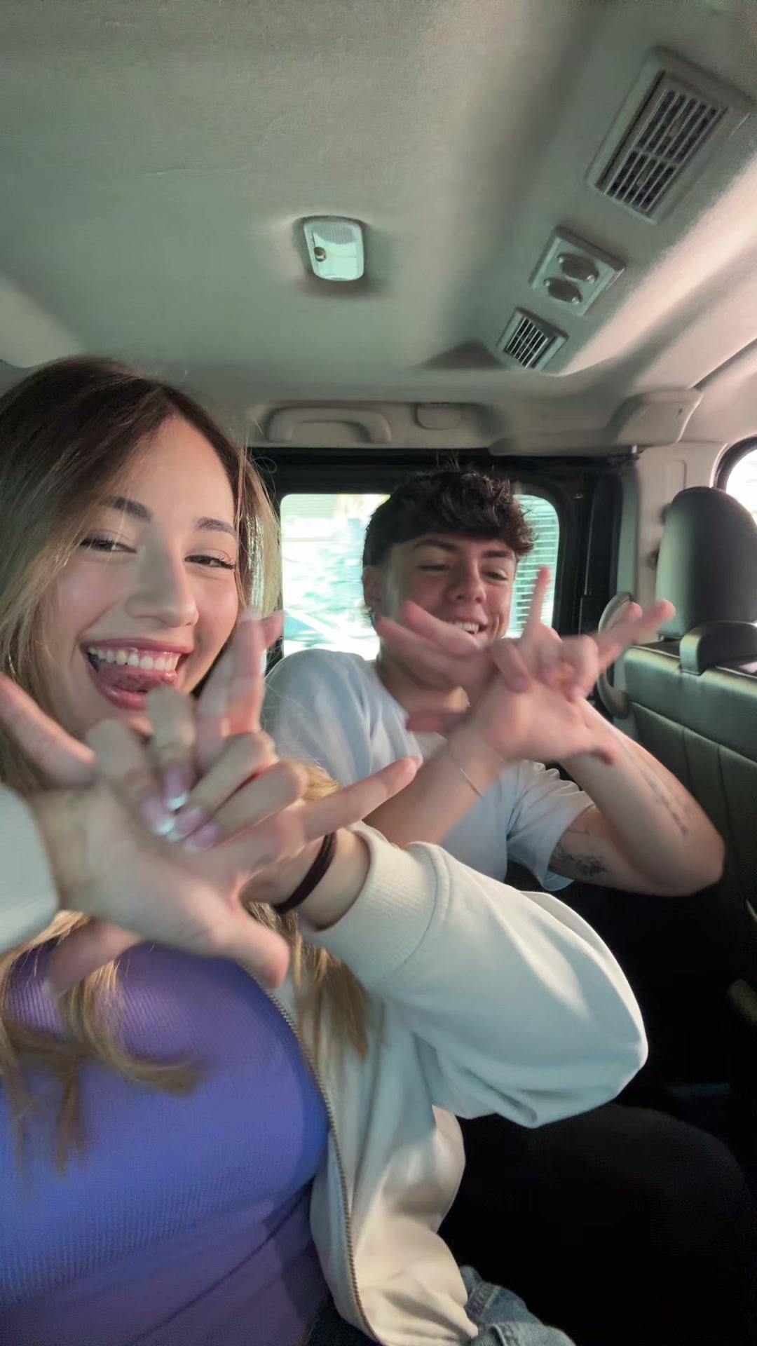 @violetta