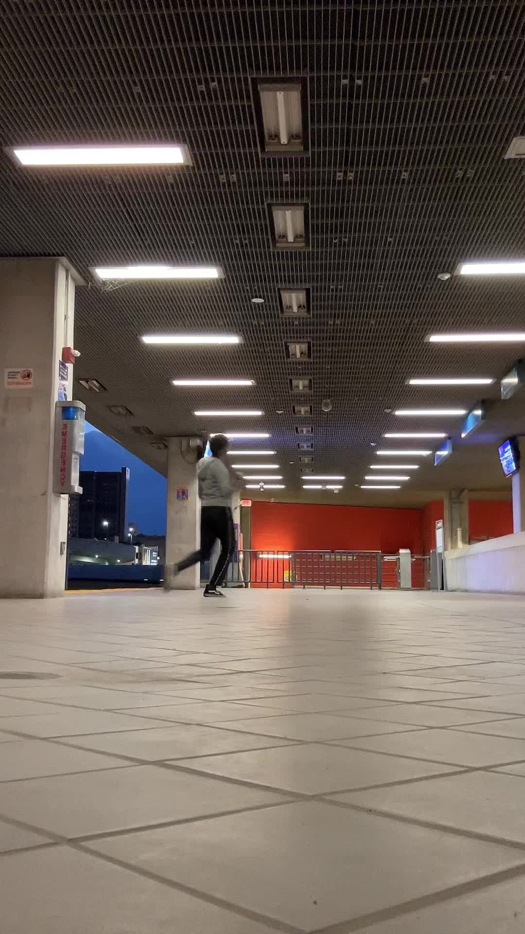 @Manny313_