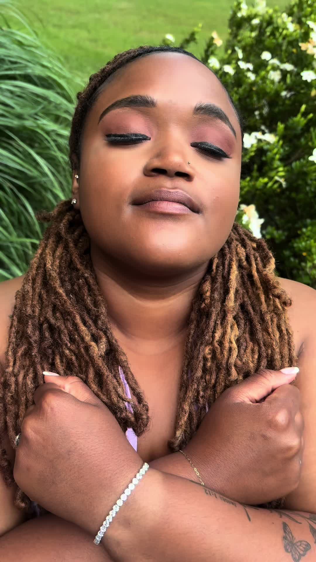 @b_spectacles