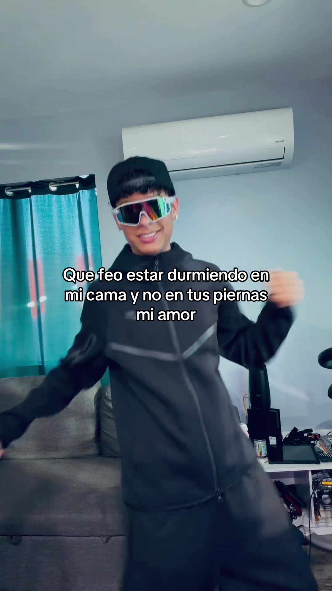 @YANSITO