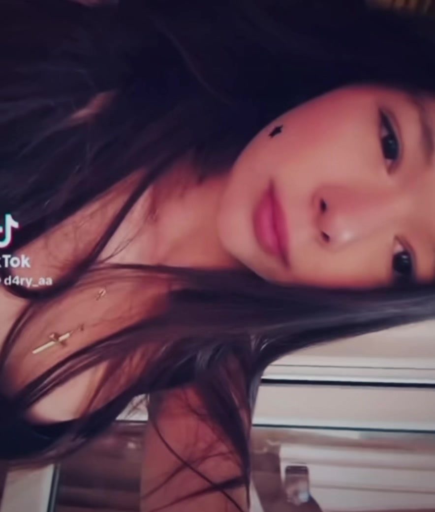 @d4ry_aa
