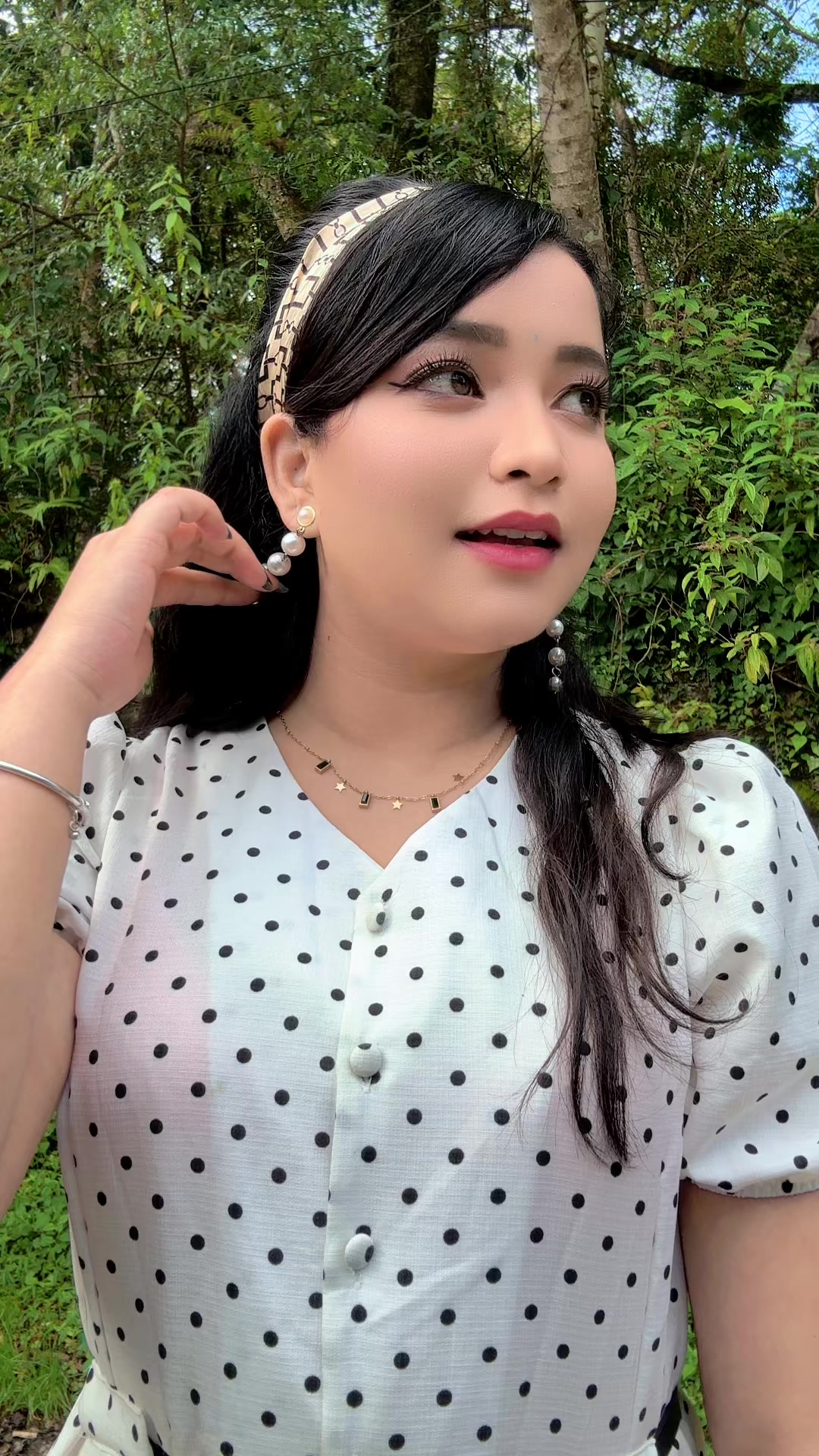 @Simran pariyar🎵
