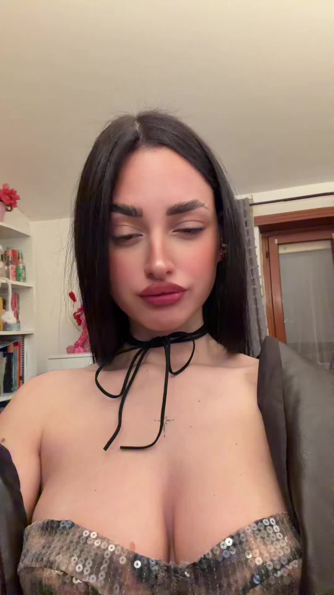 @saradeluca