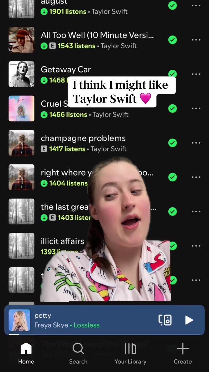 @laura 🩷💚