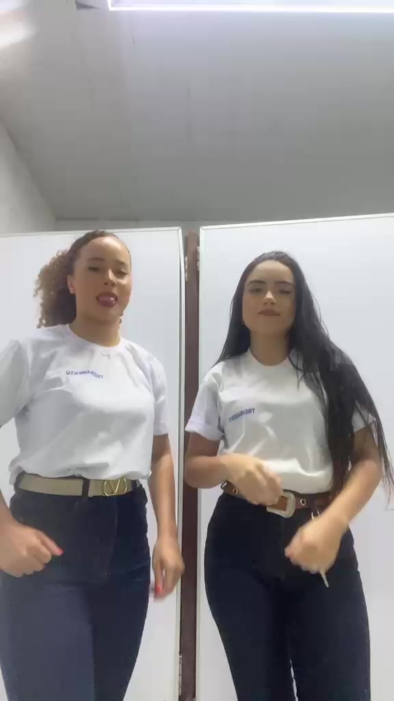 @Mônyca Santos