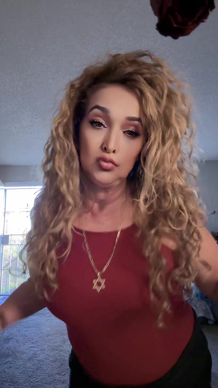 @😈❤️🌹tu bombón 😉♋️