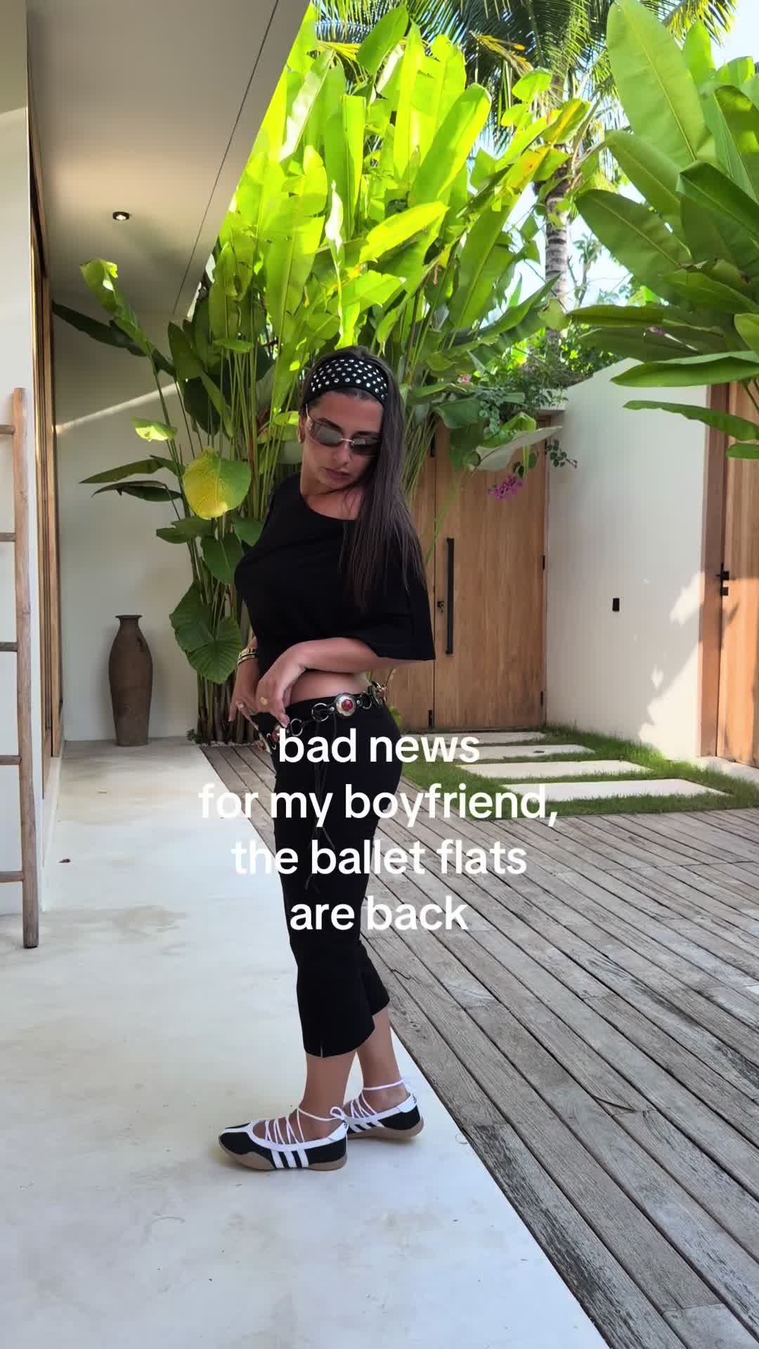 @Lauraroumi_
