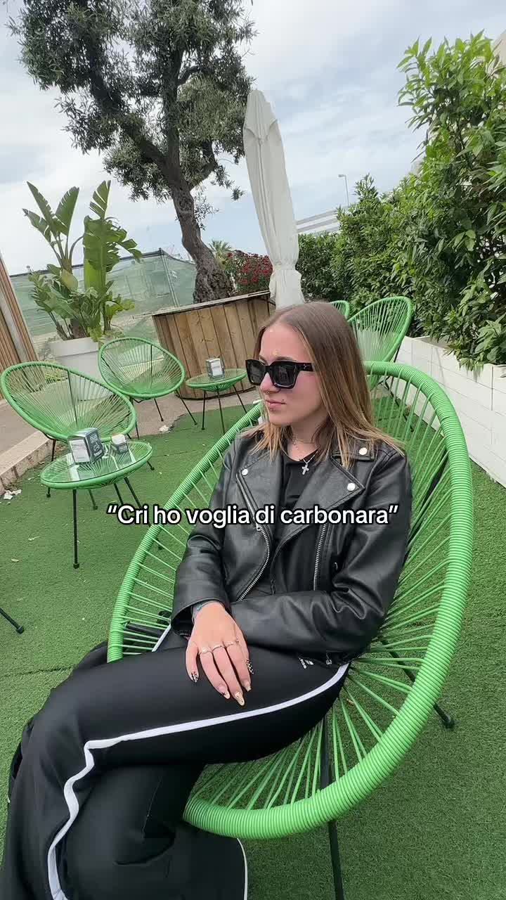 @Antonella🦋