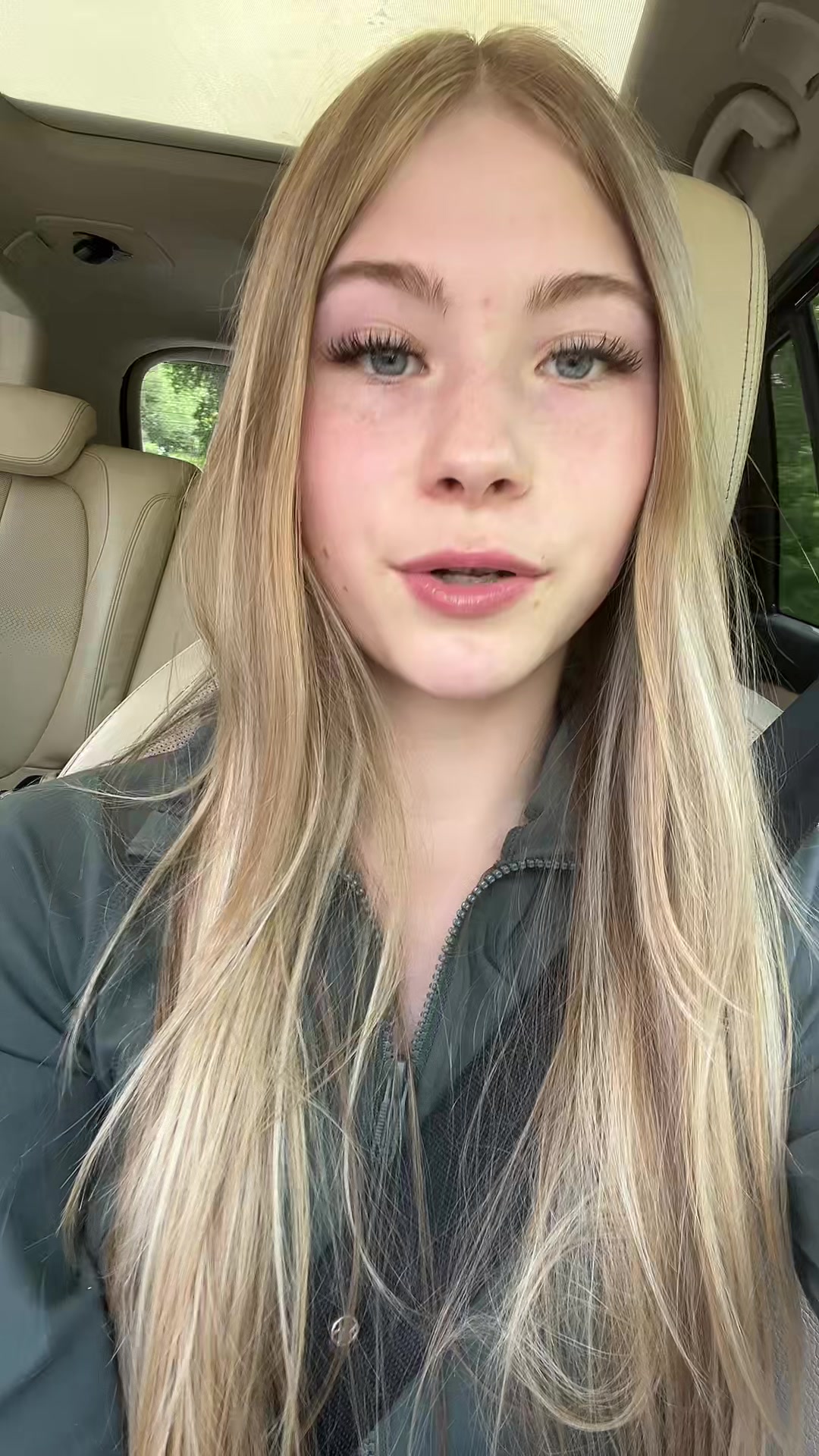 @🦕ena