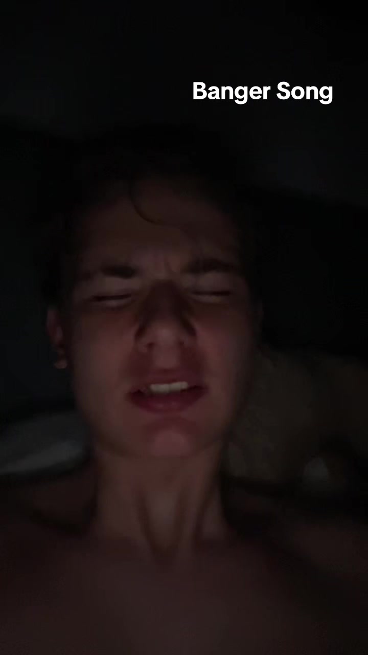 @Tino🔥
