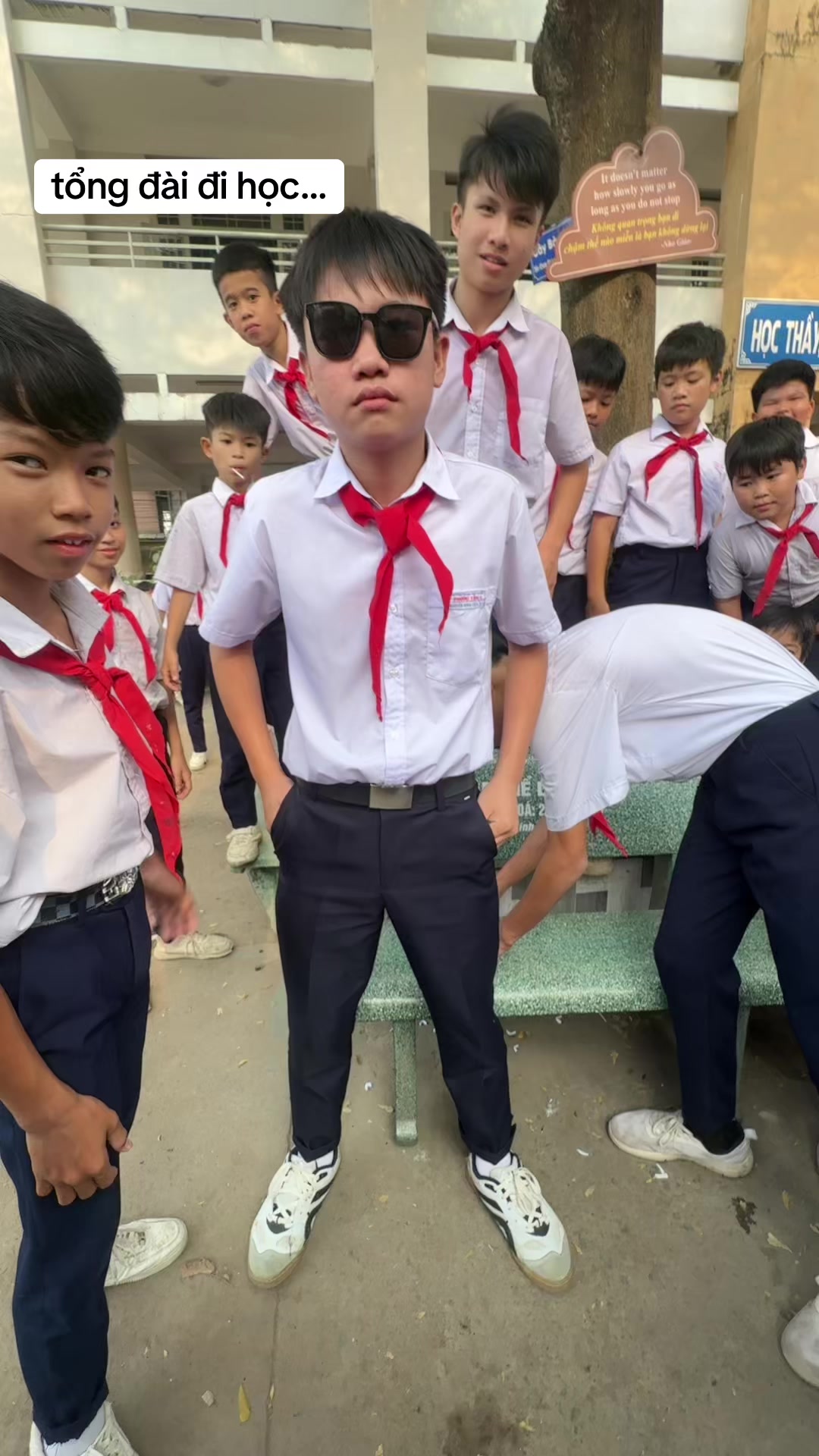 @sáng dạy tối quậy