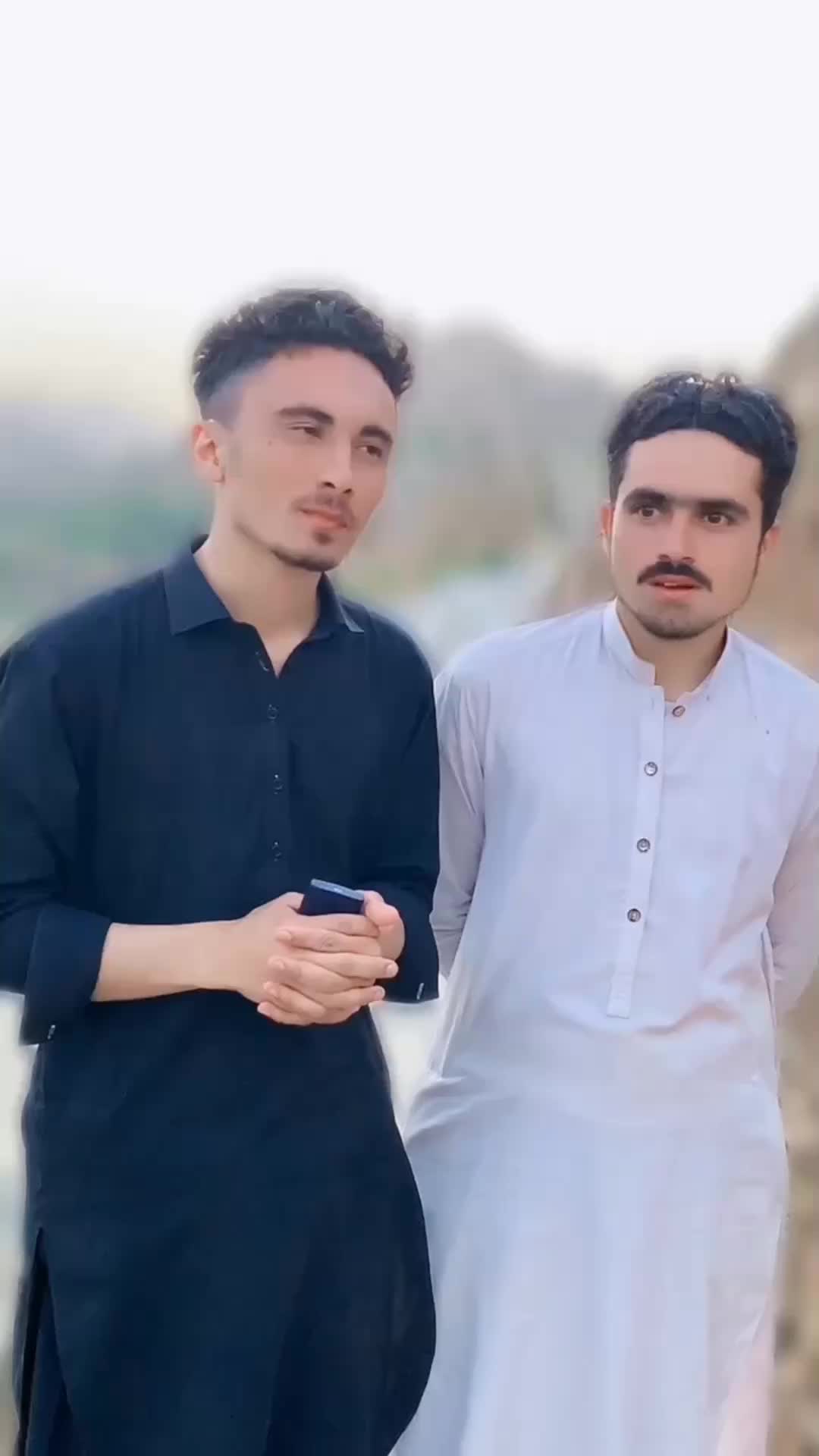 @عـــــــــــزیز مہمــــــــند