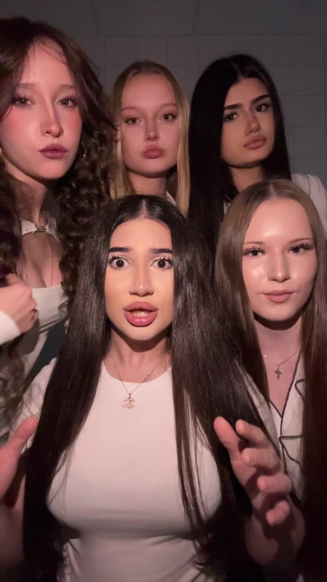 @Алитишка