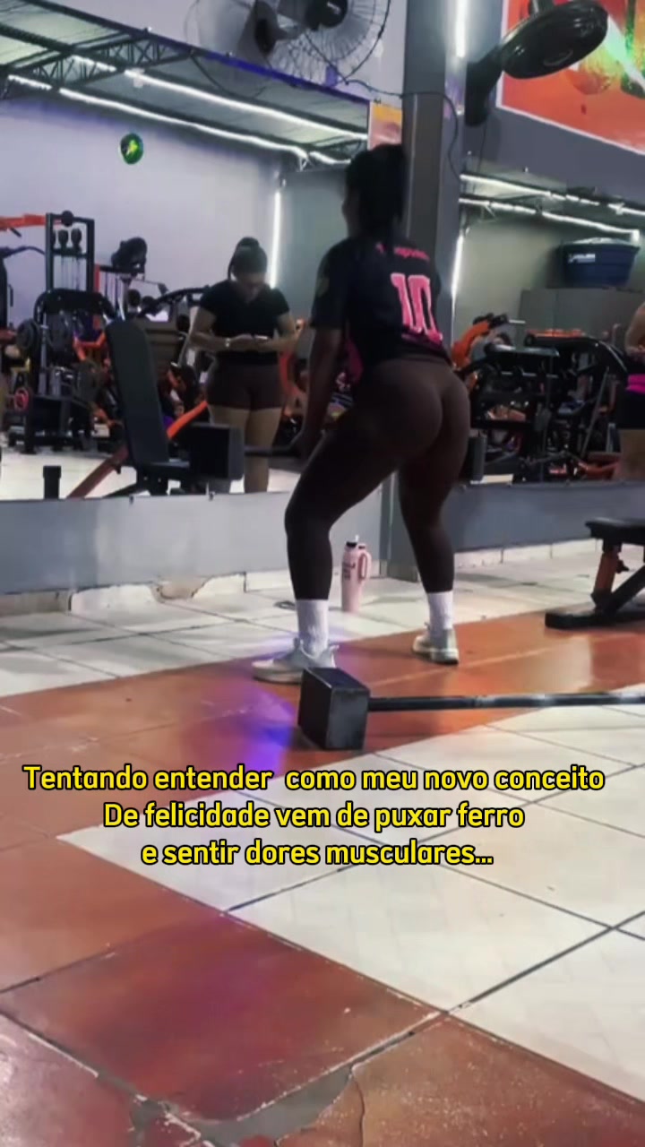 @crysfreitax