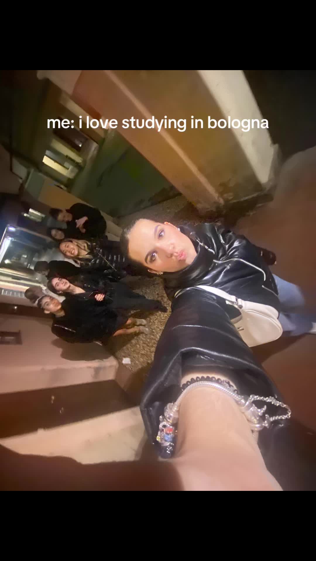 @antonia_busila