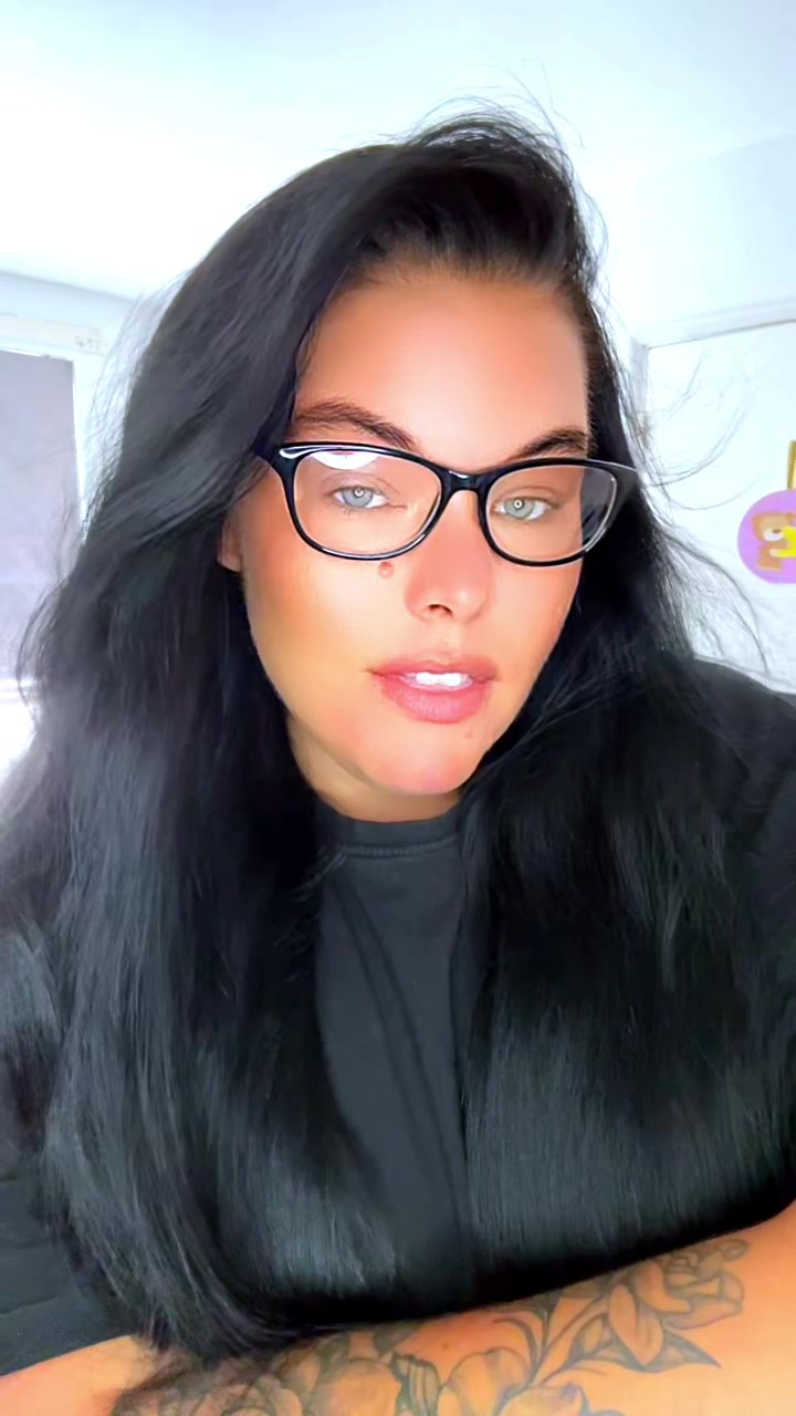 @Natasha ✨