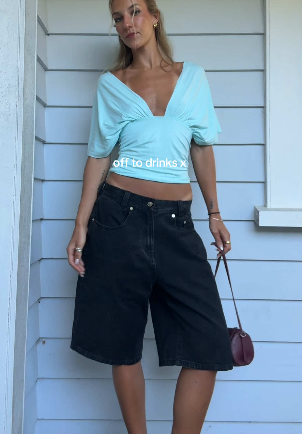 @miajbisley