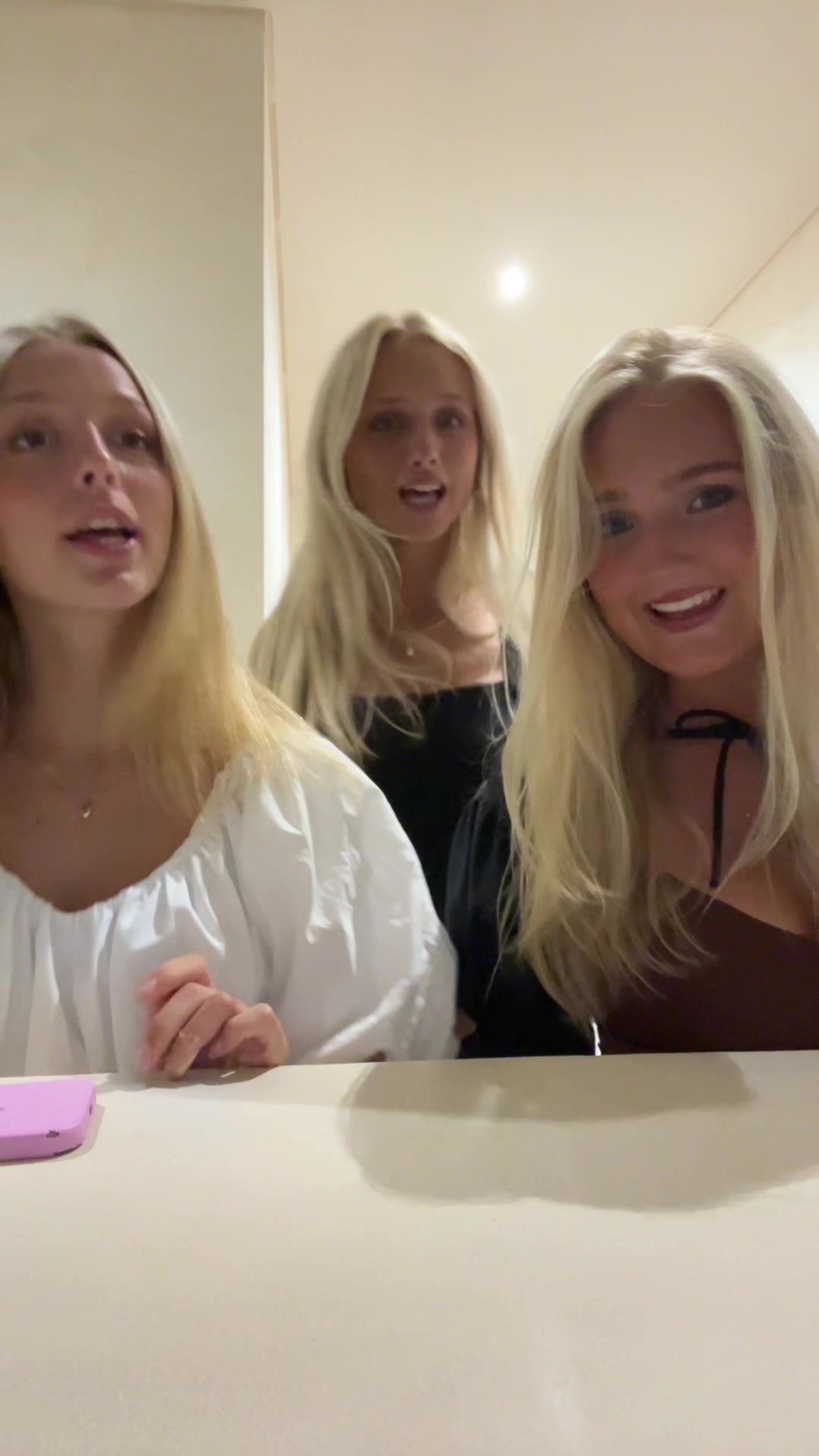 @EmelieHemeli