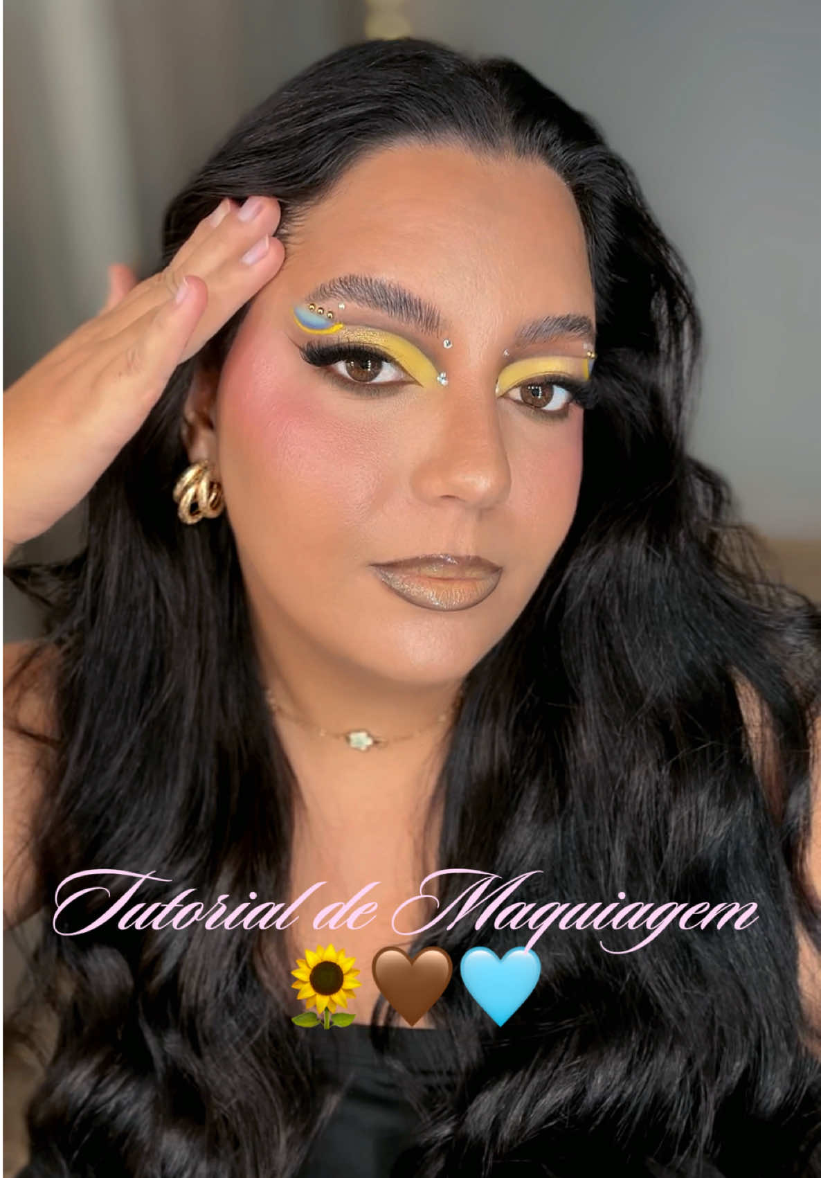 @Giovana | MUA ✨