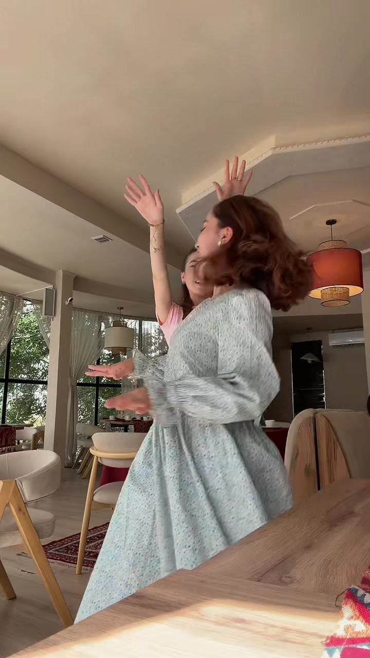 @rbnkr_e