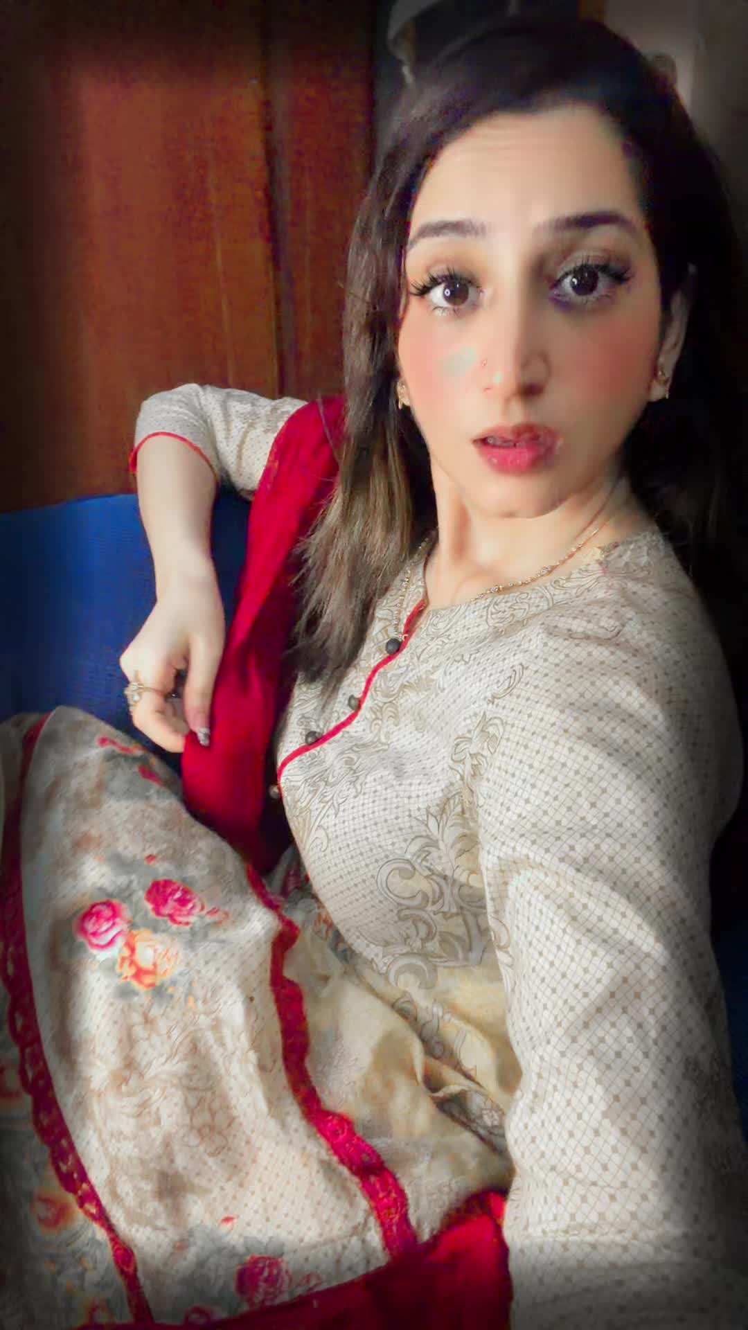 @𝗡𝗮𝘆𝗮𝗯 𝗖𝗵💕