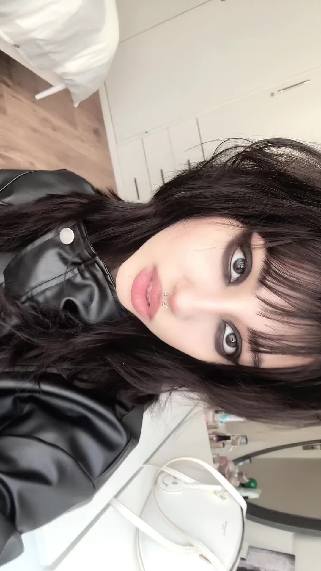 @thegirlnextdoor