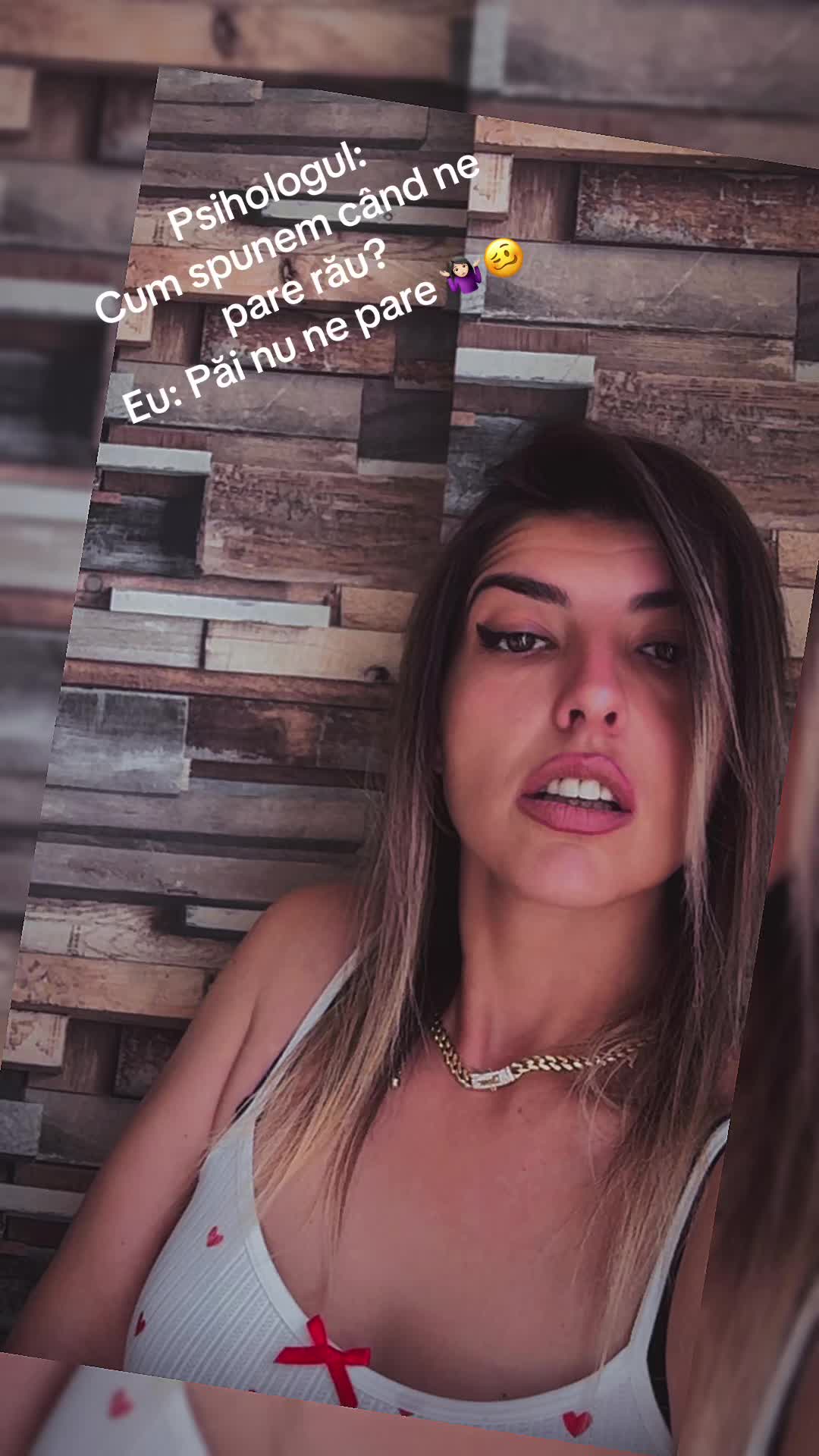 @Alina Viziru