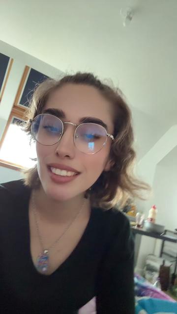 @anais