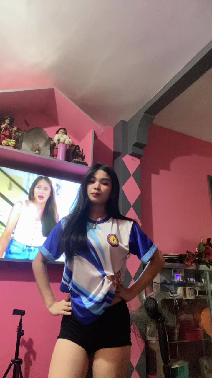 @jeniee