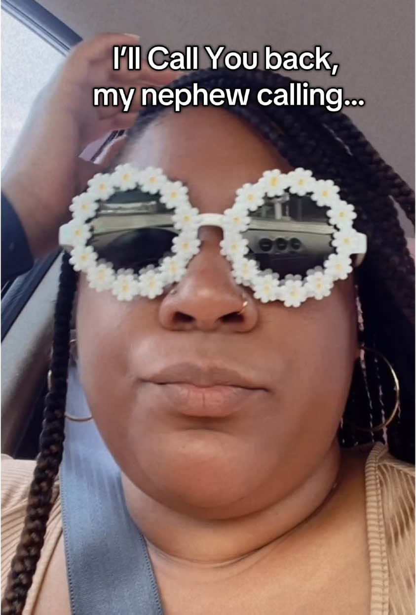 @Chazr&eacute; 🤎