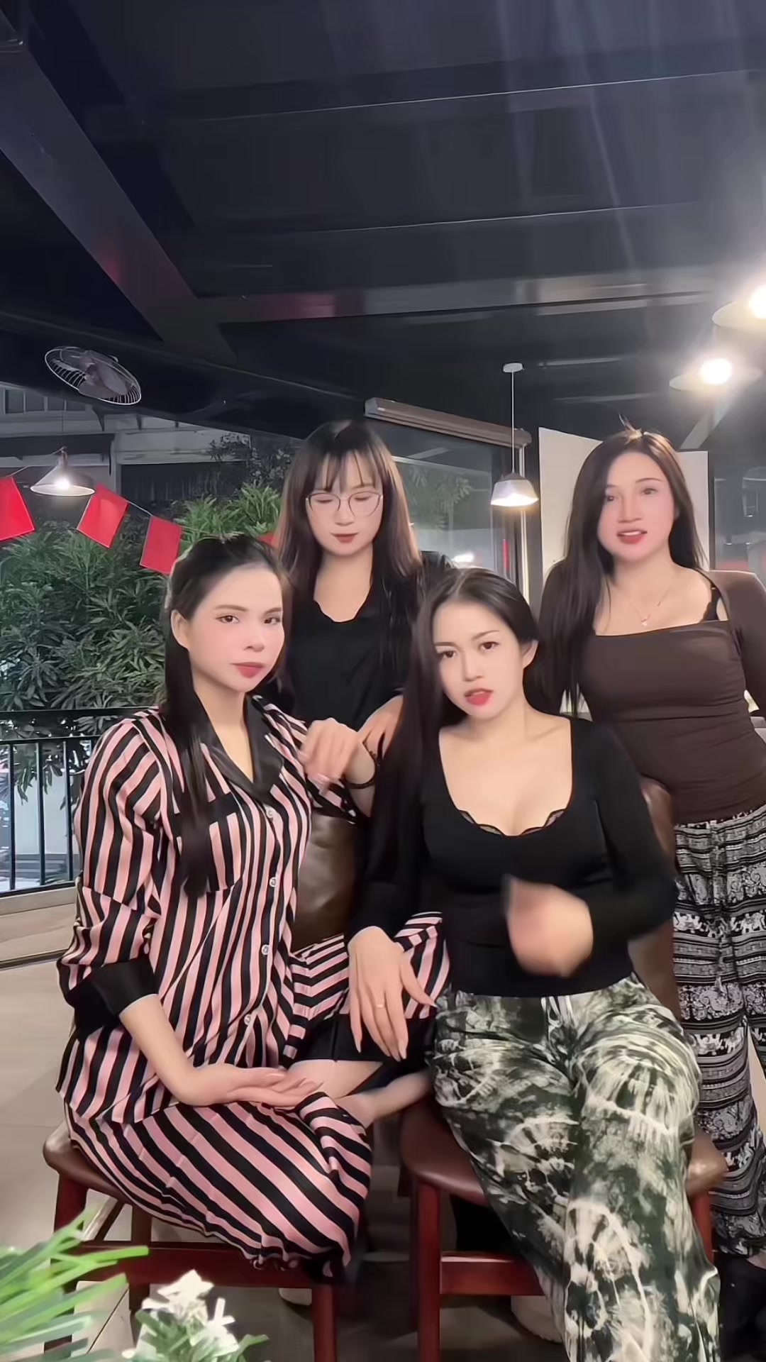 @Kim Dung