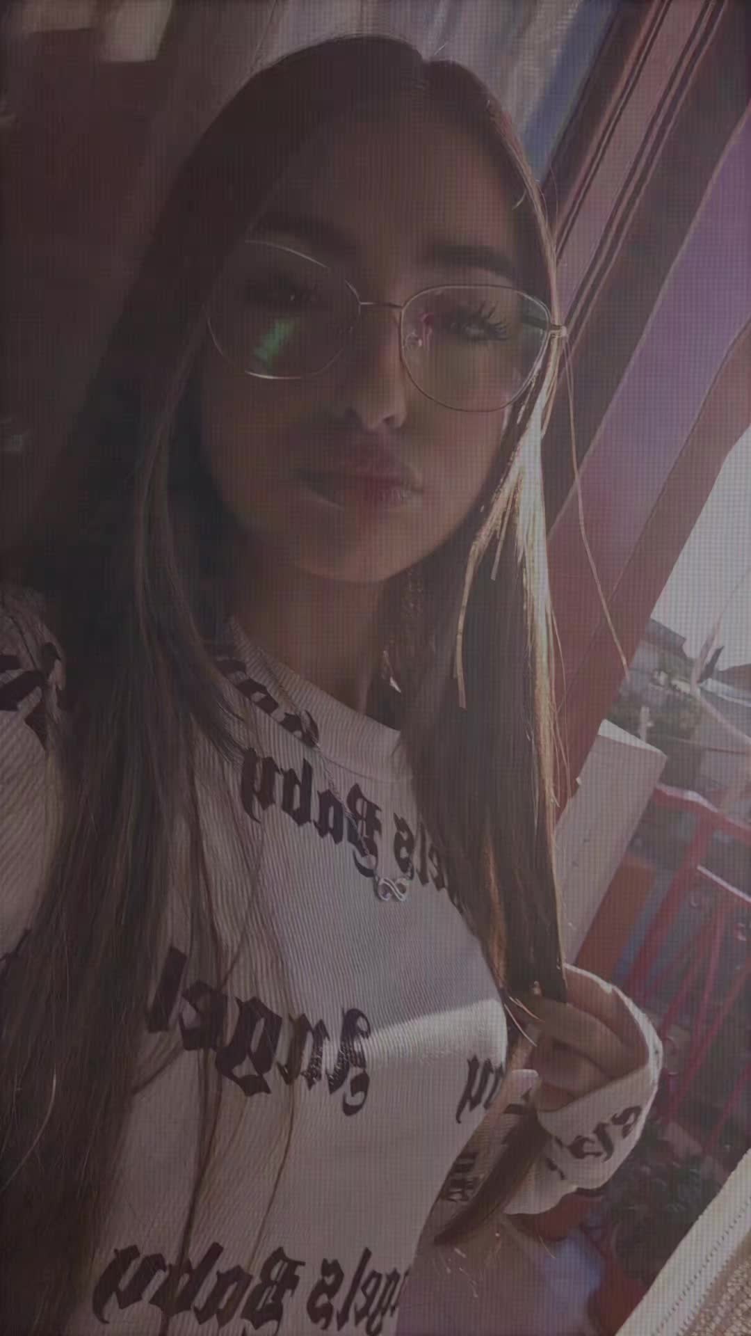 @𝑵𝑶𝑬𝑴𝑰👸🏽🌹